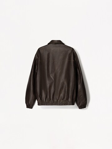 Bershka Jacke in Braun
