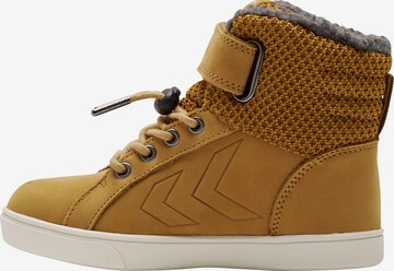 Hummel Sneakers in Bruin: voorkant