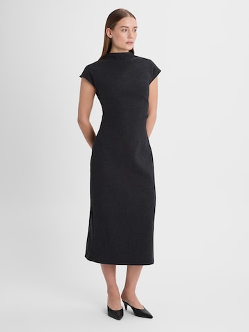 Guido Maria Kretschmer Women Šaty 'Dominique' – šedá: přední strana