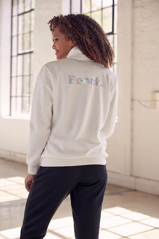 BENCH - Sudadera con cremallera en blanco