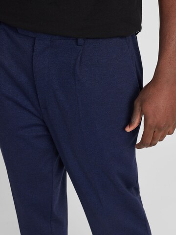 Slimfit Pantaloni con pieghe 'Bird' di JOOP! in blu