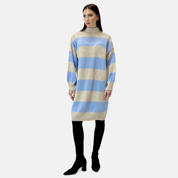 Elara Knitted dress in Blue: front