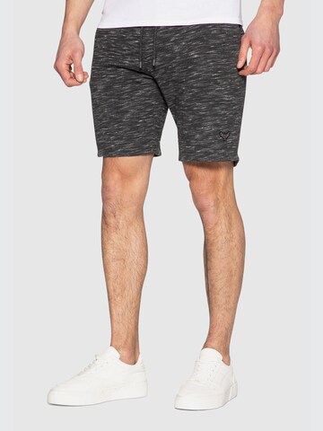 Threadbare Regular Shorts in Grau: predná strana