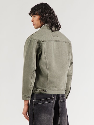 LEVI'S ® Tussenjas 'NEW RELAXED FIT TRUCKER' in Groen