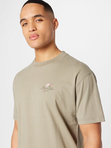 Abercrombie & Fitch - Camiseta en verde