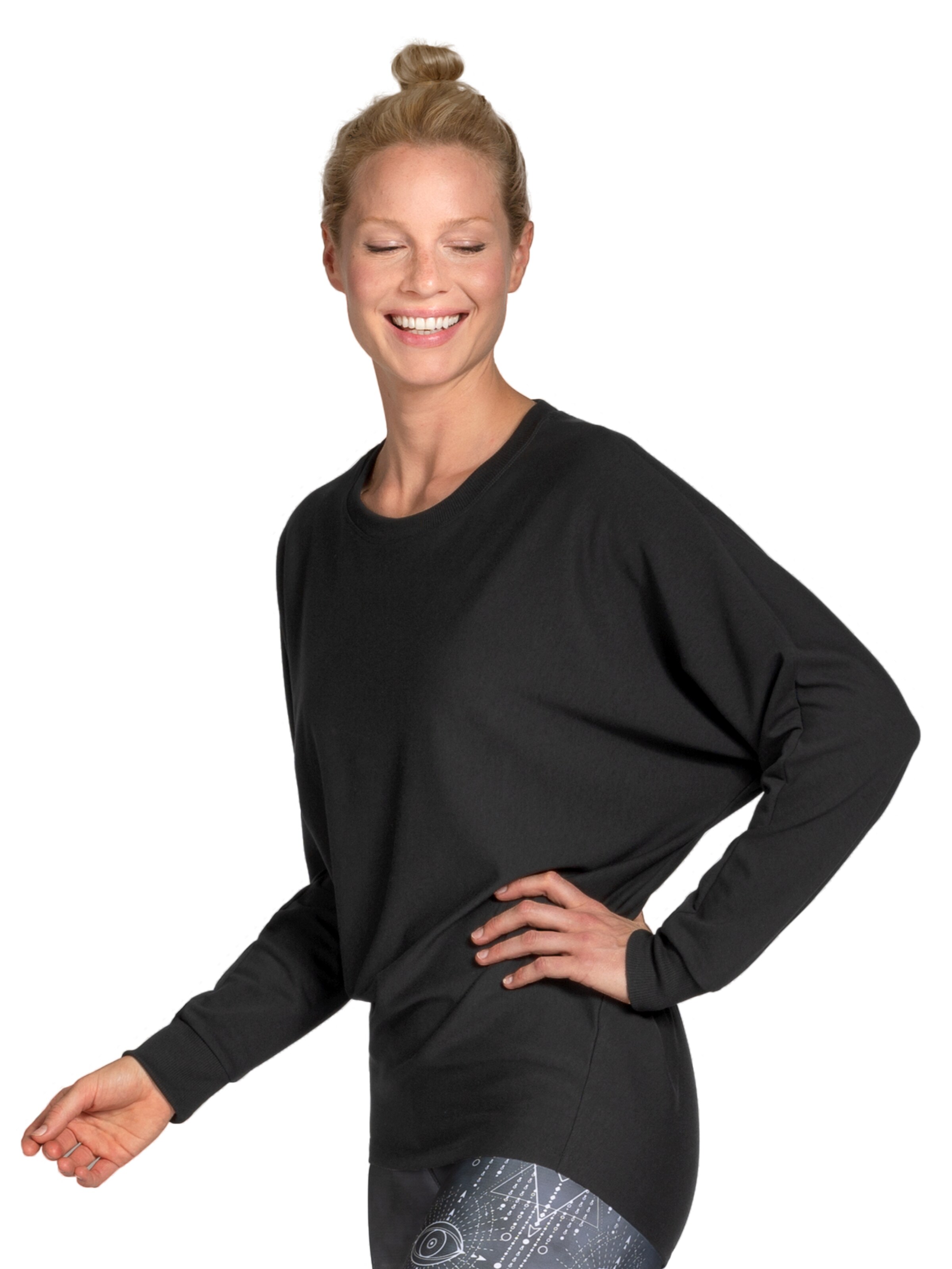 Magadi Sportpullover 'Anna'‌‌‌‌‌‌‌‌‌‌ in Schwarz