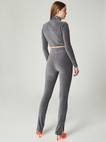 évasé Pantalon 'Aliya' VIERVIER en gris