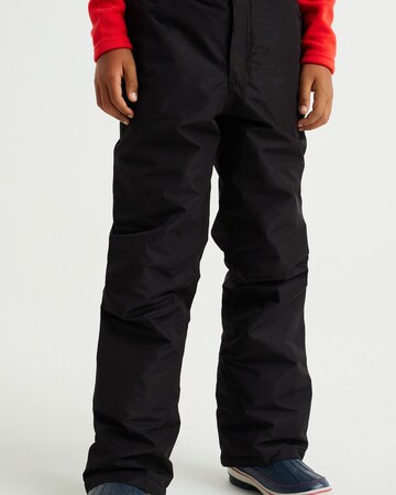 WE Fashion Regular Athletic Pants 'Jongens' in Black: front