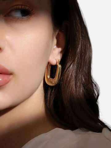 Boucles d'oreilles 'Tamika' SOHI en or