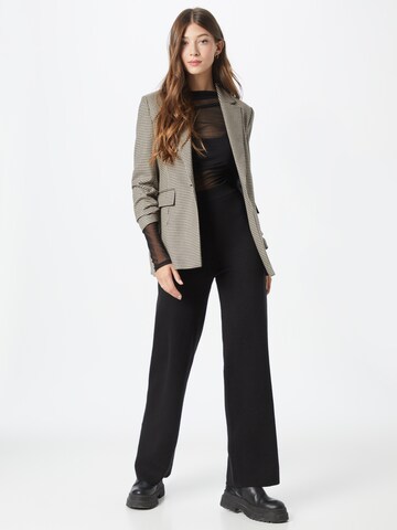 Peppercorn Wide leg Broek 'Rosalia' in Zwart