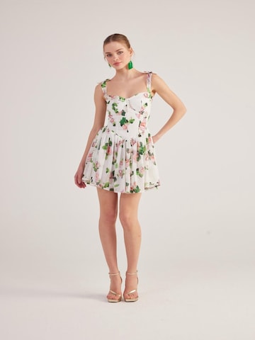 HOLLY LOLLY Šaty – bílá