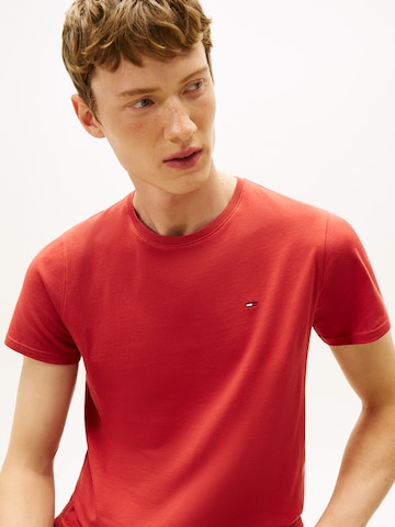 Tommy Jeans - Camiseta en rojo