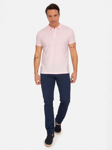 Jacey Quinn - Camisa em rosa