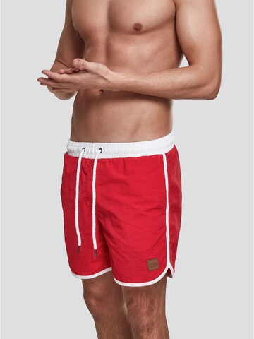 Urban Classics Badeshorts in Rot