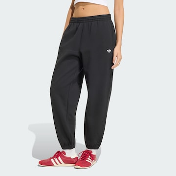 Loosefit Pantalon 'Essentials' ADIDAS ORIGINALS en noir : devant