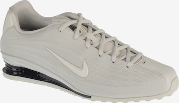 Baskets basses 'Nike Shox Z' NIKE en beige : devant
