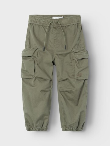 Effilé Pantalon 'Ben' NAME IT en vert