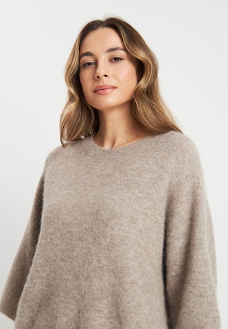 Frieda & Freddies NY Sweater in Beige