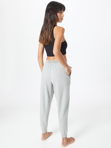 Effilé Pantalon de pyjama Calvin Klein Underwear en gris