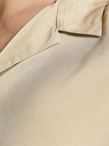 JACK & JONES Comfort fit Button Up Shirt 'Malibu' in Beige
