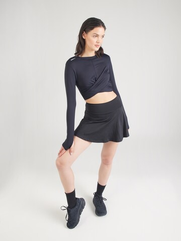 NEBBIA Skinny Sportshirt in Schwarz