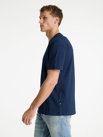 CHASIN' T-Shirt 'Trez' in Blau