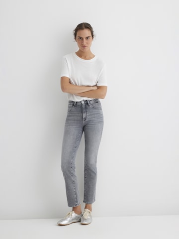 Mavi Slimfit Jeans 'KENDRA' in Grau