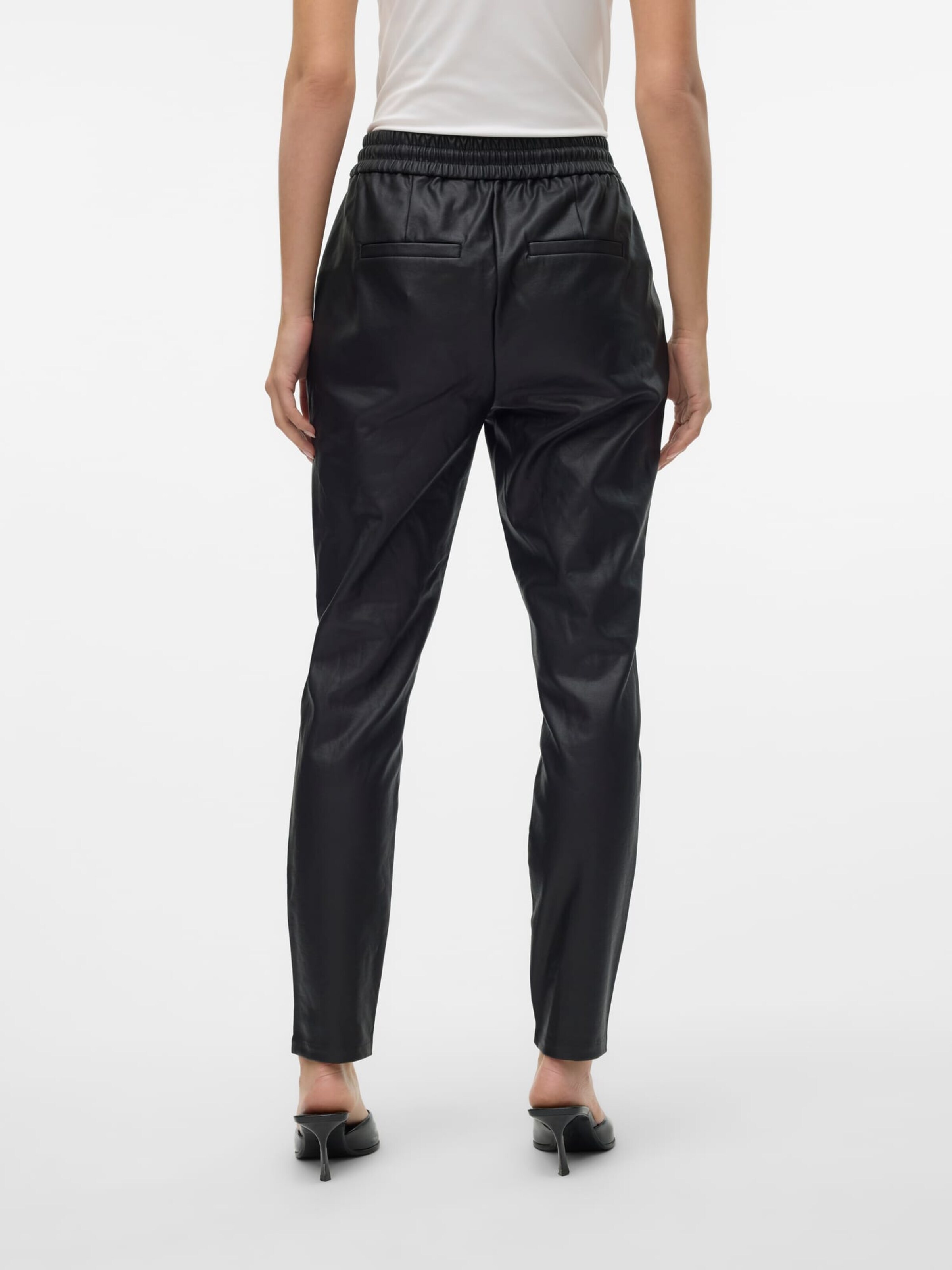 VERO MODA Baggy Trousers 'Eva' in Black