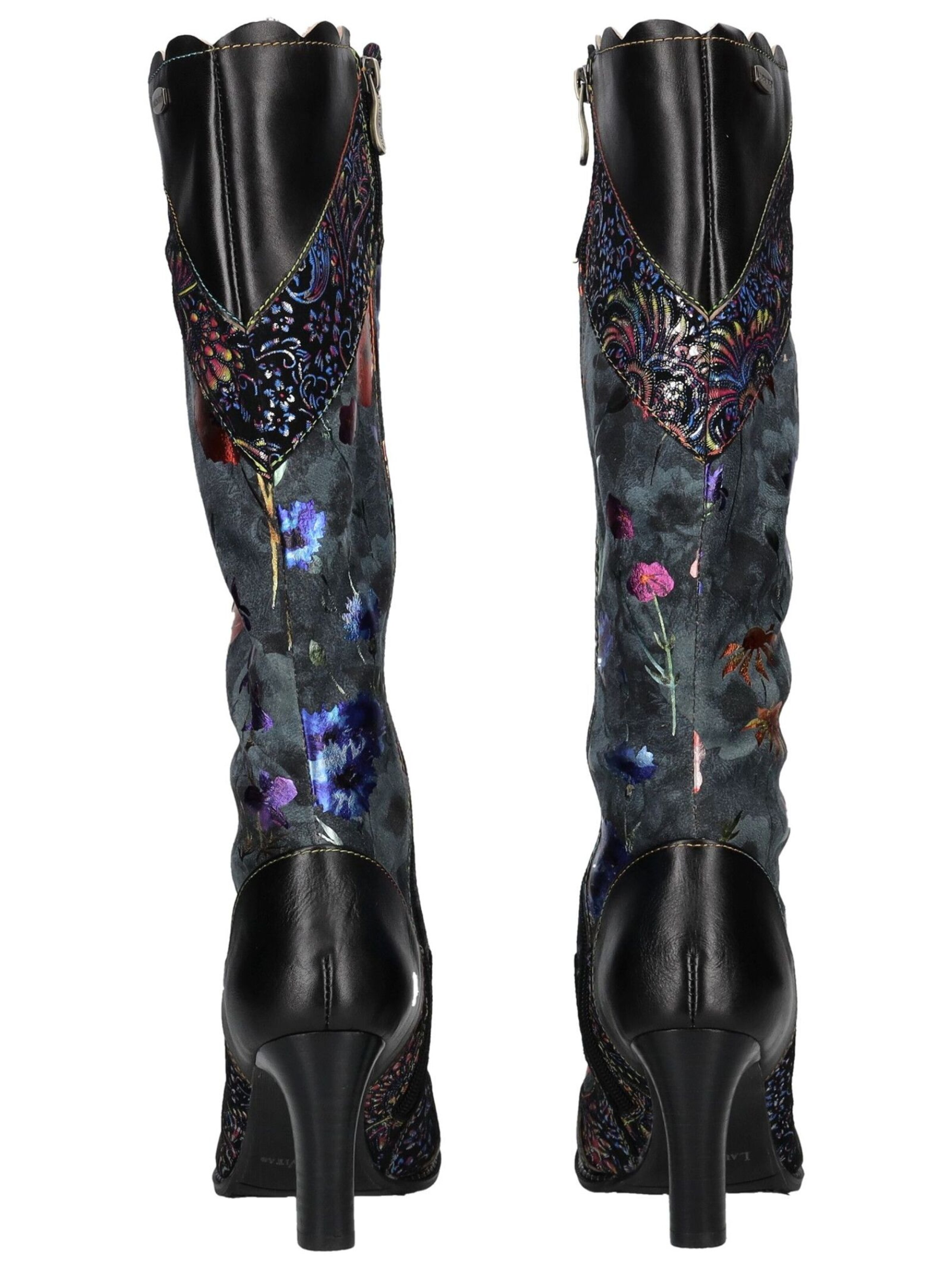 Laura Vita Lace-up boot in Black