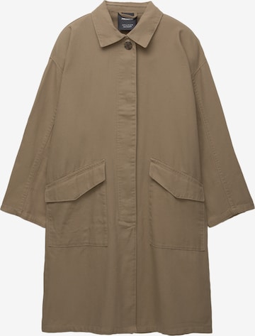 Pull&Bear Płaszcz przejściowy w kolorze zielony: przód