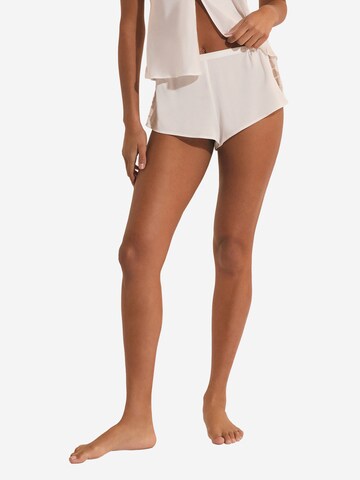 Pantaloncini da pigiama di ETAM in bianco: frontale