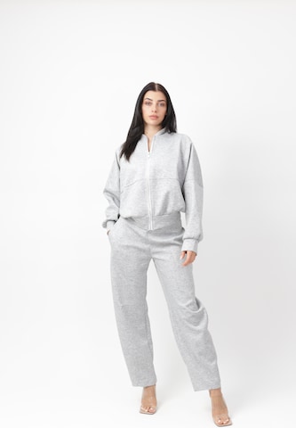 Elara Joggingdragt i grå