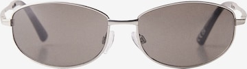 Bershka Sonnenbrille in Silber: predná strana