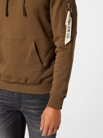 ALPHA INDUSTRIES Sweatshirt in Braun