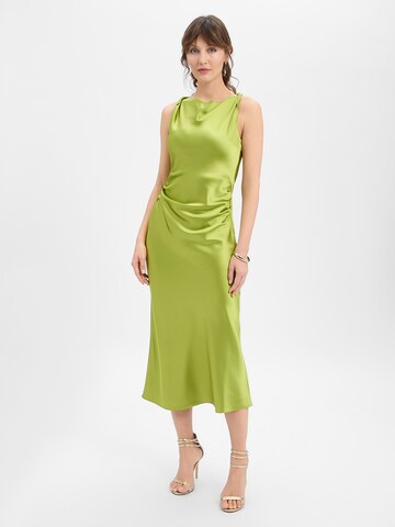 Marie Lund Kleid in Grün: Vorderseite