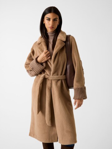 GUESS Between-Seasons Coat in Brown: front