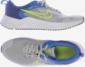 NIKE Sneakers & Trainers in 40 in Grey: front