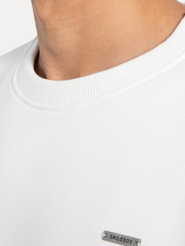 Smilodox Sweatshirt 'Riven' in Beige