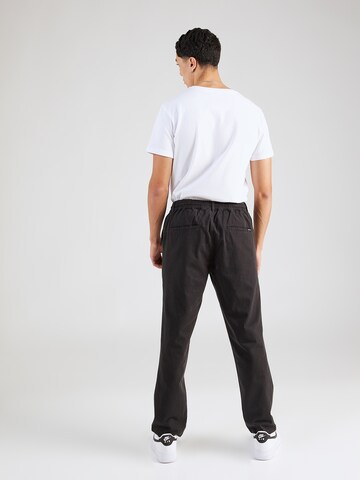 Regular Pantaloni 'Trapas' de la Iriedaily pe negru