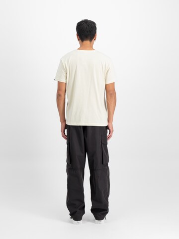 Maglietta 'Carbon' di ALPHA INDUSTRIES in bianco