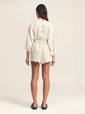 St MRLO - Jumpsuit 'Maya' en beige: atrás