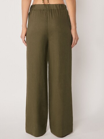 CALZEDONIA Loose fit Pants in Green