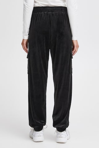 Oxmo Regular Cargo Pants 'Oxmitala' in Black: front