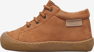 Chaussure basse 'AMUR' NATURINO en marron : devant