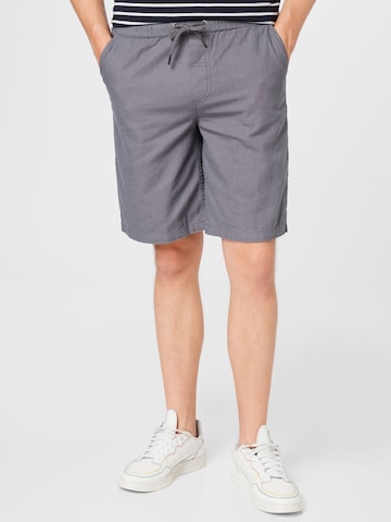 !Solid Regular Pants in Grey: front