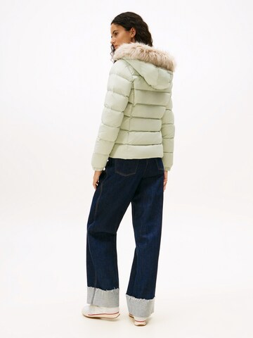 Tommy Jeans Jacke in Grün