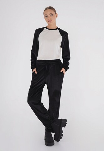 FRESHLIONS Sweatshirt 'Sally' in Wit