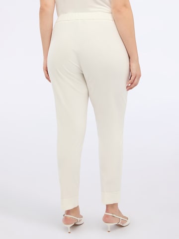 Fiorella Rubino Regular Broek in Wit