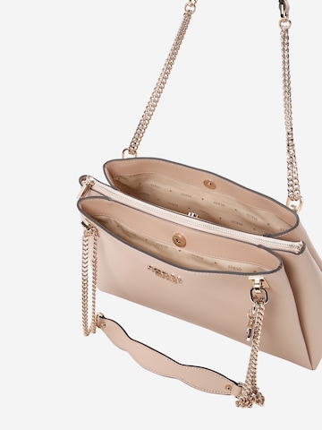 GUESS Axelremsväska 'Eliette' i beige