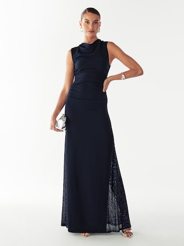 zils BWLDR Vakarkleita 'Avena': no priekšpuses